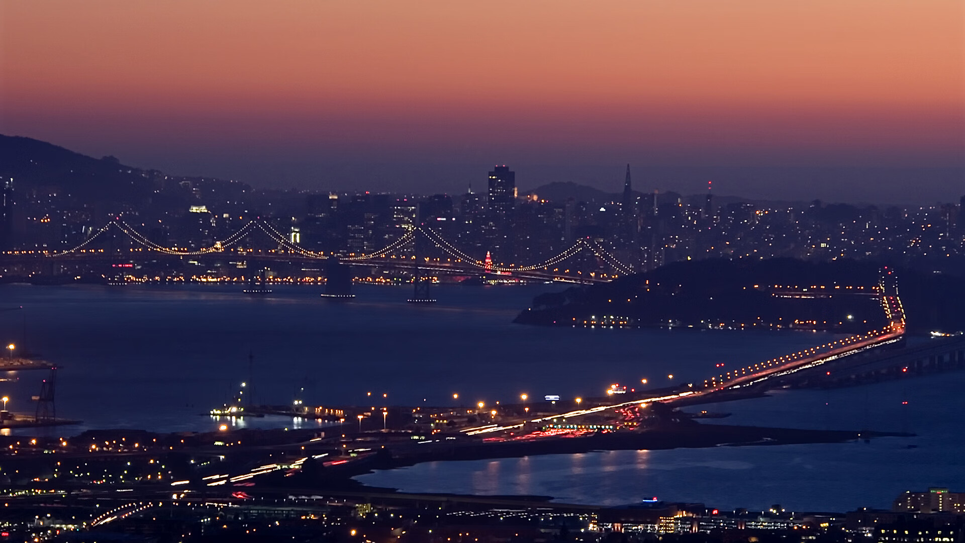 熊猫体育官网-英超反击战：快攻速如闪电，英超打防反的球队